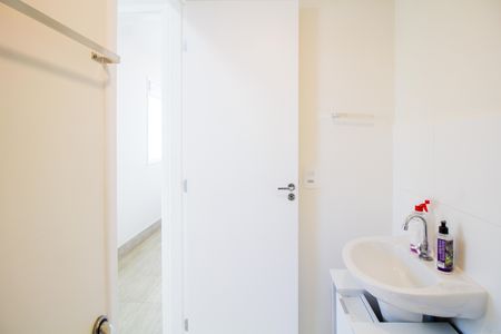 Apartamento para alugar com 37m², 2 quartos e sem vaga Apartamento para alugar com 37m², 2 quartos e sem vagaBanheiro