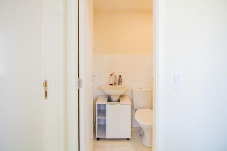 Apartamento para alugar com 37m², 2 quartos e sem vaga Apartamento para alugar com 37m², 2 quartos e sem vagaBanheiro