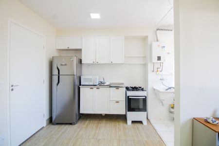 Apartamento para alugar com 37m², 2 quartos e sem vaga Apartamento para alugar com 37m², 2 quartos e sem vagaSala