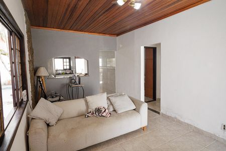 Casa para alugar com 299m², 3 quartos e 5 vagas Casa para alugar com 299m², 3 quartos e 5 vagasSala