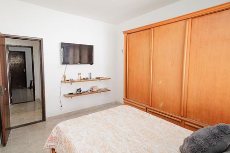 Casa para alugar com 299m², 3 quartos e 5 vagas Casa para alugar com 299m², 3 quartos e 5 vagasQuarto 1