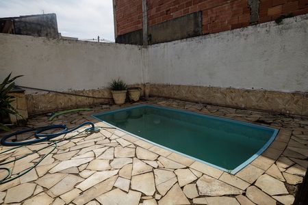 Casa para alugar com 299m², 3 quartos e 5 vagas Casa para alugar com 299m², 3 quartos e 5 vagasPiscina