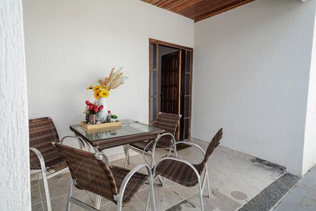 Casa para alugar com 299m², 3 quartos e 5 vagas Casa para alugar com 299m², 3 quartos e 5 vagasVaranda