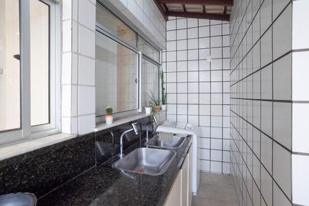 Apartamento à venda com 191m², 4 quartos e 2 vagasÁrea de serviço 