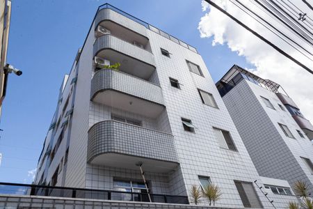 Apartamento à venda com 191m², 4 quartos e 2 vagasFachada