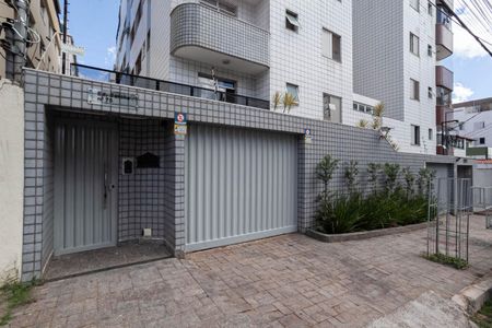 Apartamento à venda com 191m², 4 quartos e 2 vagasFachada