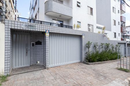 Apartamento à venda com 191m², 4 quartos e 2 vagasFachada