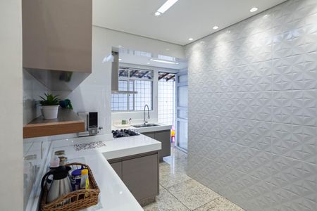 Apartamento à venda com 191m², 4 quartos e 2 vagasCozinha