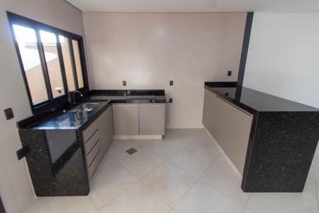 Casa de condomínio para alugar com 89m², 2 quartos e 2 vagasCOZINHA