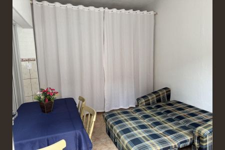 Quarto  de apartamento para alugar com 1 quarto, 40m² em Canto do Forte, Praia Grande