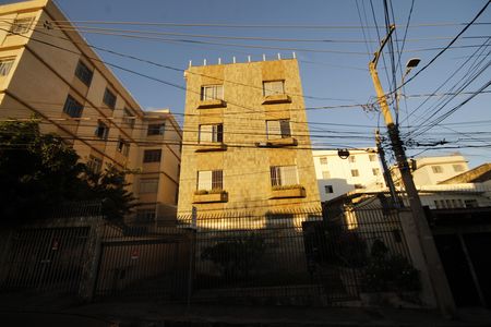 Apartamento à venda com 179m², 2 quartos e 1 vagafachada