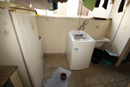 Apartamento à venda com 179m², 2 quartos e 1 vagaÁrea de Serviço