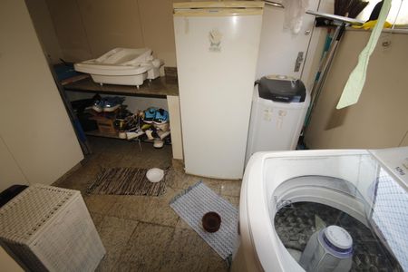 Apartamento à venda com 179m², 2 quartos e 1 vagaÁrea de Serviço