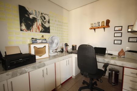 Apartamento à venda com 179m², 2 quartos e 1 vagaEscritório