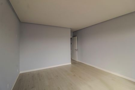 Casa de condomínio à venda com 286m², 4 quartos e 4 vagas Casa de condomínio à venda com 286m², 4 quartos e 4 vagasSuite 2