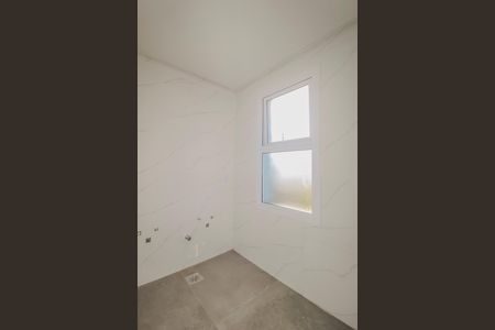 Casa de condomínio à venda com 286m², 4 quartos e 4 vagas Casa de condomínio à venda com 286m², 4 quartos e 4 vagasBanheiro da Suíte 2