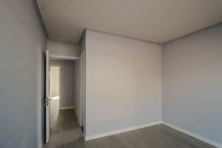 Casa de condomínio à venda com 286m², 4 quartos e 4 vagas Casa de condomínio à venda com 286m², 4 quartos e 4 vagasSuite 3