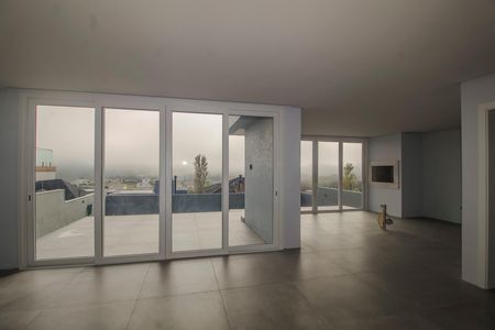 Casa de condomínio à venda com 286m², 4 quartos e 4 vagas Casa de condomínio à venda com 286m², 4 quartos e 4 vagasSala/Cozinha