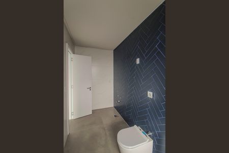Casa de condomínio à venda com 286m², 4 quartos e 4 vagas Casa de condomínio à venda com 286m², 4 quartos e 4 vagasBanheiro da Suíte