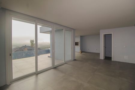 Casa de condomínio à venda com 286m², 4 quartos e 4 vagas Casa de condomínio à venda com 286m², 4 quartos e 4 vagasSala/Cozinha