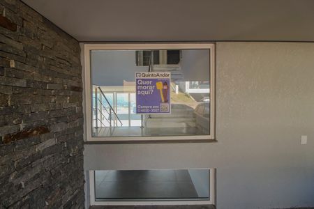Casa de condomínio à venda com 286m², 4 quartos e 4 vagas Casa de condomínio à venda com 286m², 4 quartos e 4 vagasPlaca