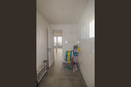 Casa de condomínio à venda com 286m², 4 quartos e 4 vagas Casa de condomínio à venda com 286m², 4 quartos e 4 vagasÁrea de Serviço