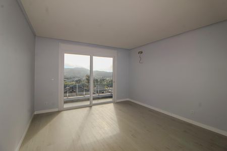 Casa de condomínio à venda com 286m², 4 quartos e 4 vagas Casa de condomínio à venda com 286m², 4 quartos e 4 vagasSuite 2