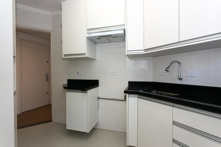 Apartamento à venda com 74m², 3 quartos e 3 vagas Apartamento à venda com 74m², 3 quartos e 3 vagasCozinha