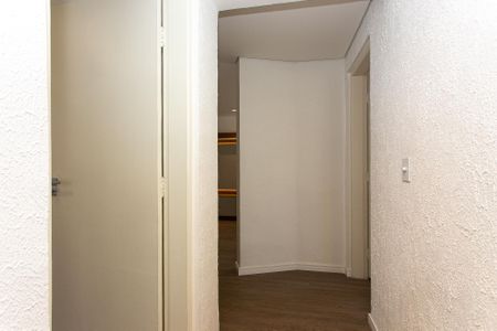 Apartamento à venda com 74m², 3 quartos e 3 vagas Apartamento à venda com 74m², 3 quartos e 3 vagasCorredor