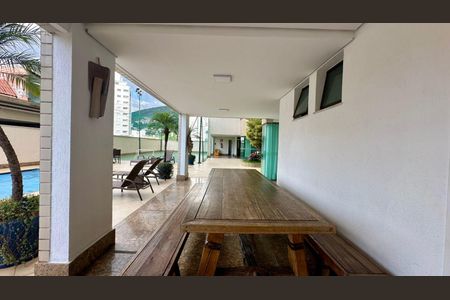 Apartamento à venda com 130m², 4 quartos e 3 vagas Apartamento à venda com 130m², 4 quartos e 3 vagasÁrea comum