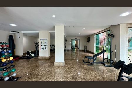 Apartamento à venda com 130m², 4 quartos e 3 vagas Apartamento à venda com 130m², 4 quartos e 3 vagasÁrea comum