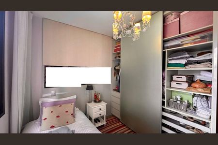 Apartamento à venda com 130m², 4 quartos e 3 vagas Apartamento à venda com 130m², 4 quartos e 3 vagasQuarto