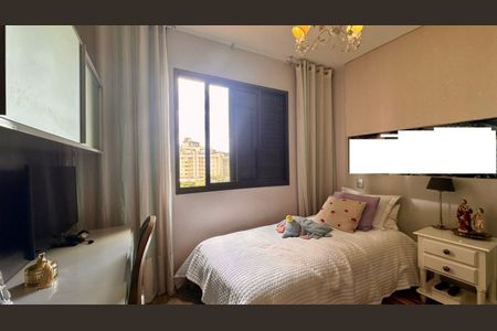 Apartamento à venda com 130m², 4 quartos e 3 vagas Apartamento à venda com 130m², 4 quartos e 3 vagasQuarto
