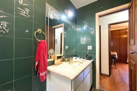Apartamento à venda com 148m², 4 quartos e 3 vagasBanheiro