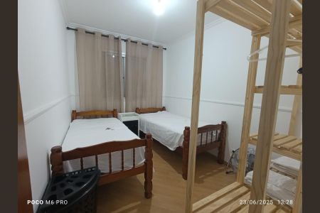 Quarto de apartamento à venda com 3 quartos, 65m² em Utinga, Santo André