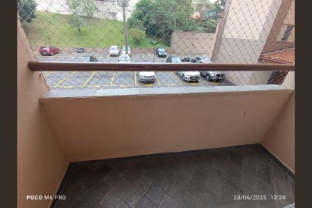 Apartamento à venda com 65m², 3 quartos e 1 vaga Apartamento à venda com 65m², 3 quartos e 1 vagaVaranda