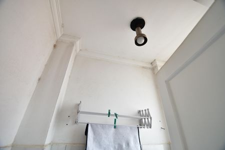 Apartamento à venda com 90m², 2 quartos e sem vagaBanheiro de serviço