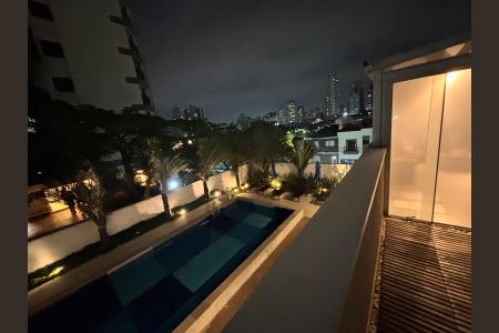Apartamento à venda com 165m², 3 quartos e 2 vagasVaranda