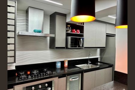 Apartamento à venda com 165m², 3 quartos e 2 vagasCozinha