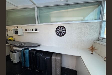Apartamento à venda com 165m², 3 quartos e 2 vagasDéposito