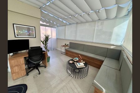 Apartamento à venda com 165m², 3 quartos e 2 vagasÁrea externa