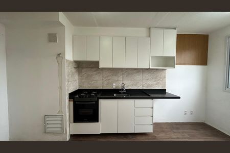 Sala integrada com a Cozinha de apartamento para alugar com 1 quarto, 24m² em Jardim Prudência, São Paulo