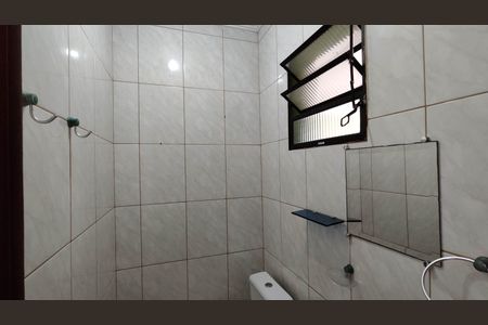 Casa de condomínio para alugar com 170m², 3 quartos e 2 vagas Casa de condomínio para alugar com 170m², 3 quartos e 2 vagasBanheiro social