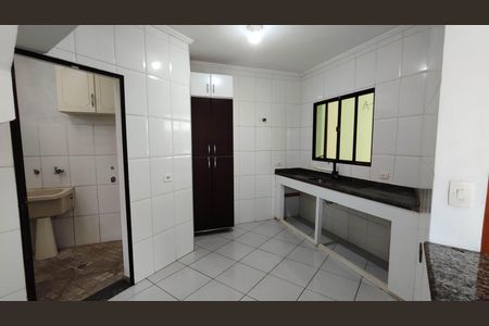 Casa de condomínio para alugar com 170m², 3 quartos e 2 vagas Casa de condomínio para alugar com 170m², 3 quartos e 2 vagasCozinha