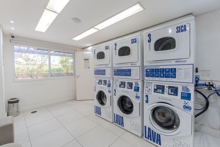 Studio para alugar com 33m², 1 quarto e 1 vaga Studio para alugar com 33m², 1 quarto e 1 vagaLavanderia