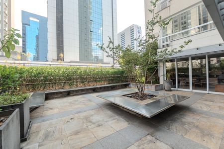 Studio para alugar com 33m², 1 quarto e 1 vaga Studio para alugar com 33m², 1 quarto e 1 vagaÁrea comum - Churrasqueira