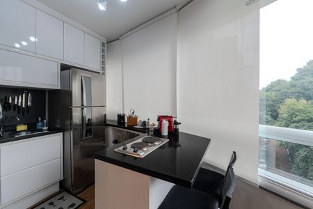 Cozinha de kitnet/studio para alugar com 1 quarto, 33m² em Bela Vista, São Paulo