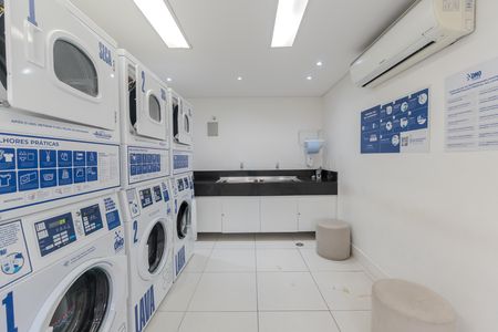 Studio para alugar com 33m², 1 quarto e 1 vaga Studio para alugar com 33m², 1 quarto e 1 vagaLavanderia