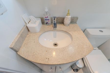 Studio para alugar com 33m², 1 quarto e 1 vaga Studio para alugar com 33m², 1 quarto e 1 vagaBanheiro