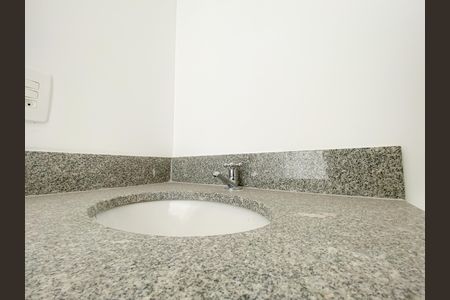 Apartamento para alugar com 56m², 2 quartos e 1 vaga Apartamento para alugar com 56m², 2 quartos e 1 vagaBanheiro Suíte 2
